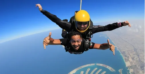 Прыжок с парашютом над Пальмой – Skydive Dubai 1
