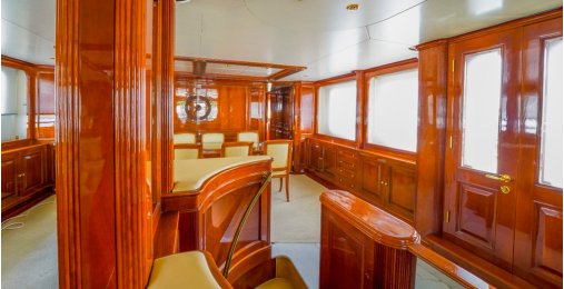 Benetti 115 11