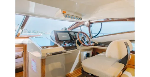 Azimut 48 ft No Regrets 11